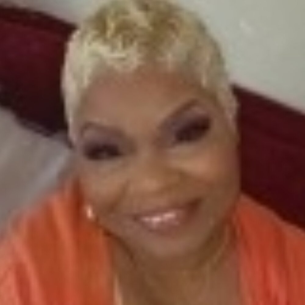 Meet your Posher, Denise louise